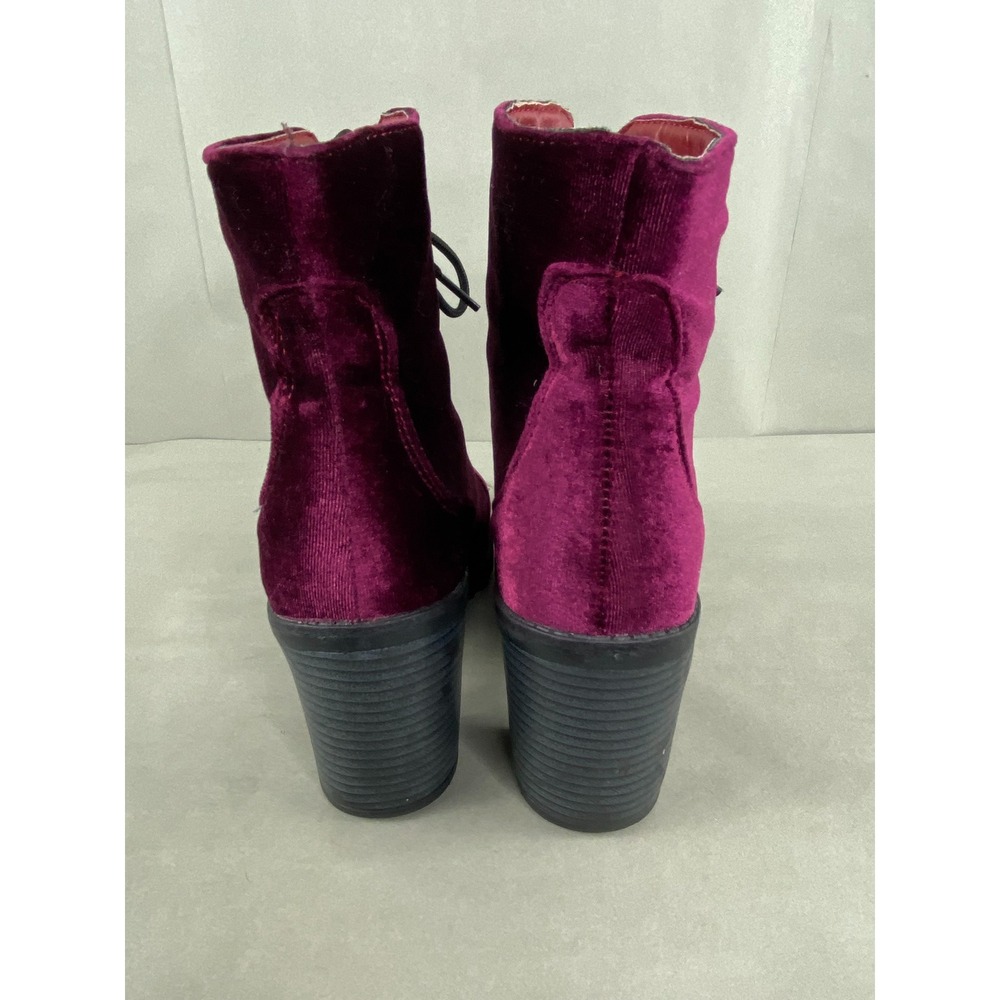 Twisted Womens Velvet Lace Up Chunky Heel Ankle Boots Size 9 Burgundy Berry Goth - Picture 3 of 13